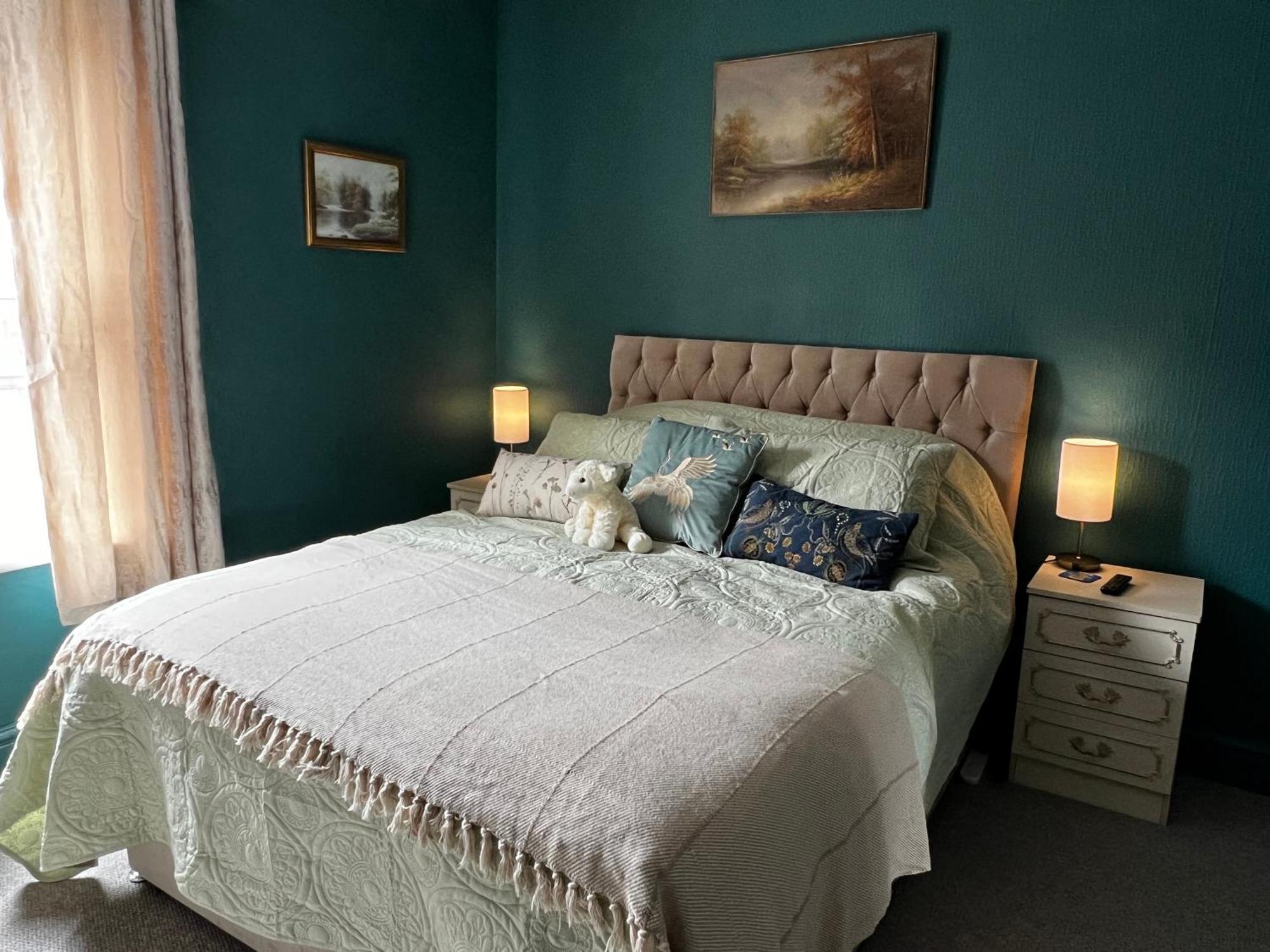 Robin'S Hollow: 2Bd Home Near Wrexham Afc Exterior foto